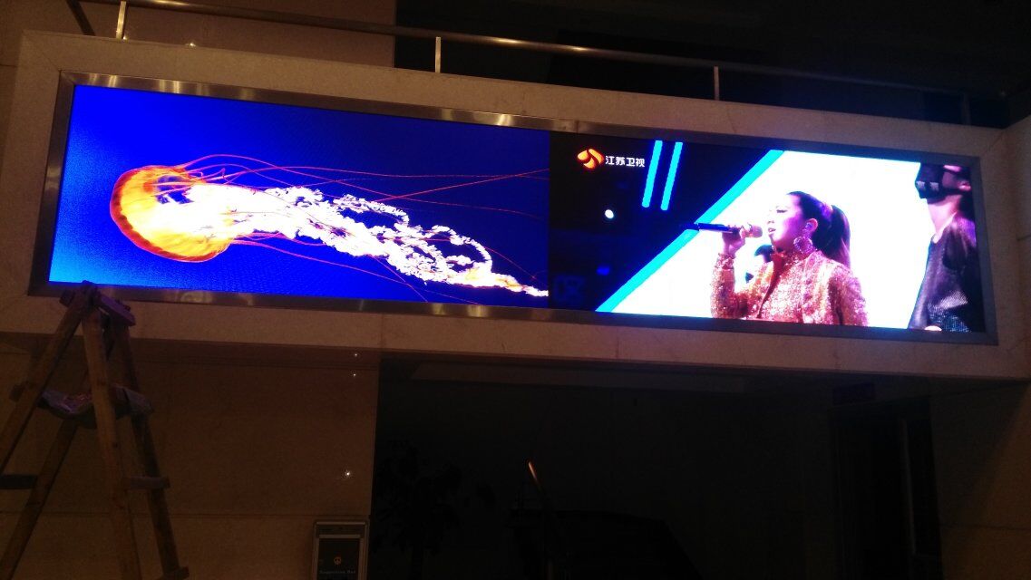 LED顯示屏,室內全彩LED,戶外LED顯示屏,LED顯示屏供應商,戶外彩色LED顯示屏,LED顯示屏生產廠家,高密度LED全彩顯示屏,湖南LED顯示屏,湖南室內全彩LED